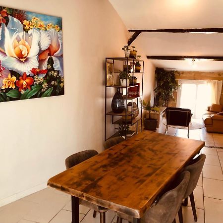 Roujan Appartement Au Dernier Etage Avec Terrasse Et Belle Vue Sur Nature Environnante מראה חיצוני תמונה