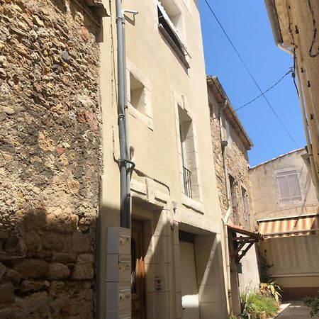 Roujan Appartement Au Dernier Etage Avec Terrasse Et Belle Vue Sur Nature Environnante מראה חיצוני תמונה