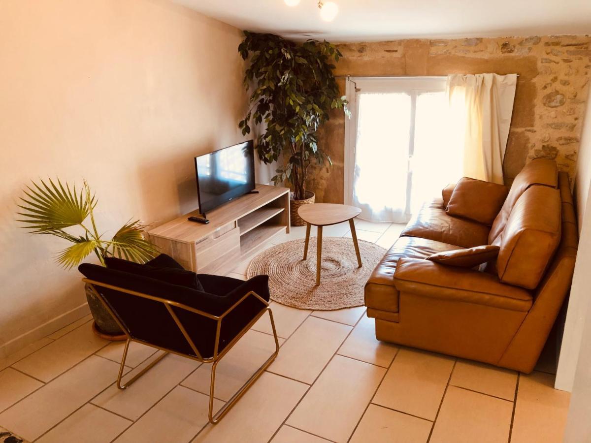 Roujan Appartement Au Dernier Etage Avec Terrasse Et Belle Vue Sur Nature Environnante מראה חיצוני תמונה
